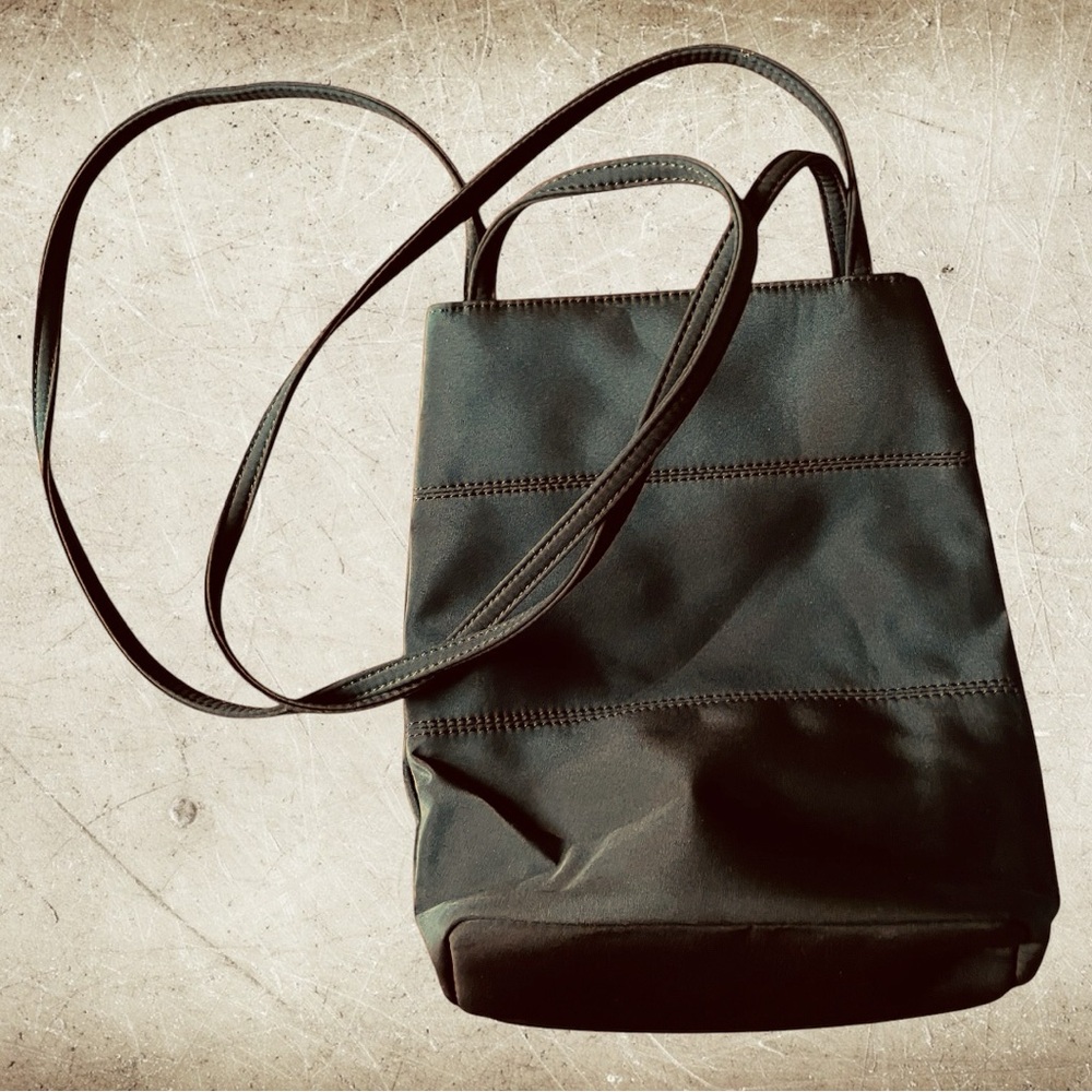 NWOT NINE WEST HANDBAG / DARK BROWN NYLON / CROSSBODY STYLE NICE!